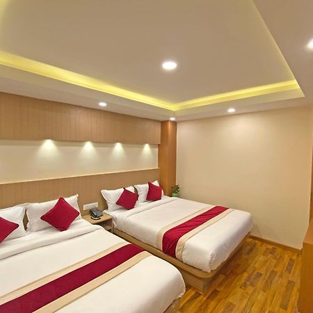 Hotel Nilakantha Pvt. Ltd Катманду Екстер'єр фото