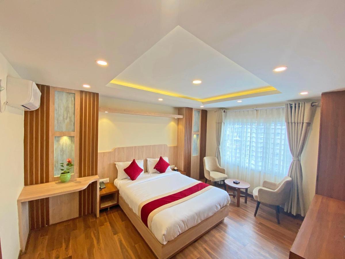 Hotel Nilakantha Pvt. Ltd Катманду Екстер'єр фото
